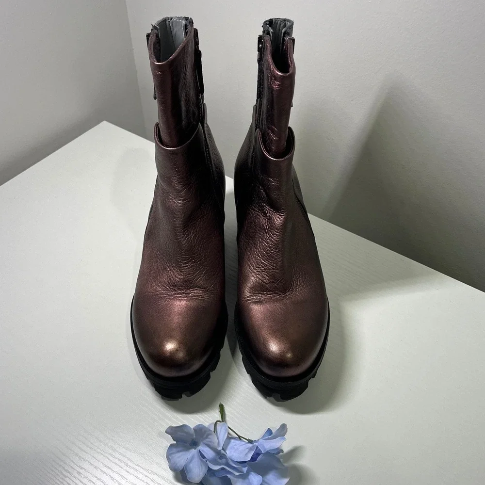 Patrizia Bonfanti Metallic Bronze Leather Lug Sole Ankle Boots Italy 37 Womens‎
